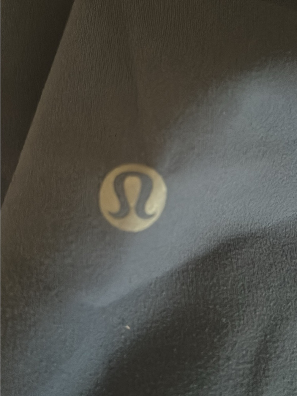 Lululemon - Picture 2 of 3